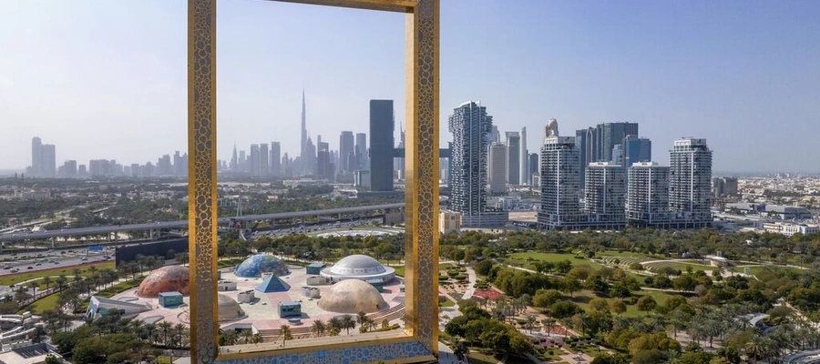 Dubai Frame overlooking Zabeel Park and the Downtown Dubai skyline