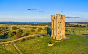 Cotswolds and Oxford holiday package from Dubai with Bibury Blenheim Palace and Bath