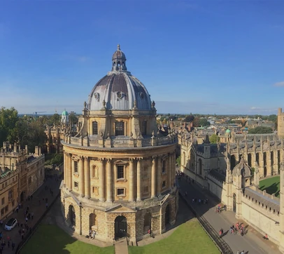 Historic Oxford university architecture on the Cotswolds and Oxford Escape