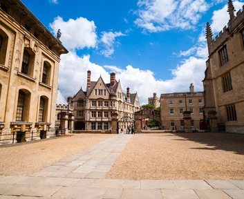 Historic Oxford university architecture on the London City Break