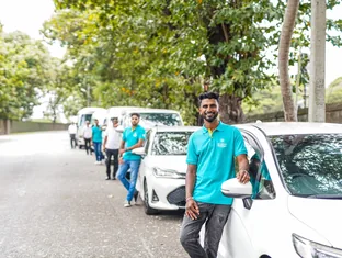 Arabiers Sri Lanka drivers and vehicles selected for route-based bus rental planning